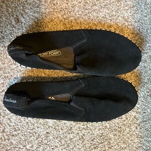 Sketchers Shoes